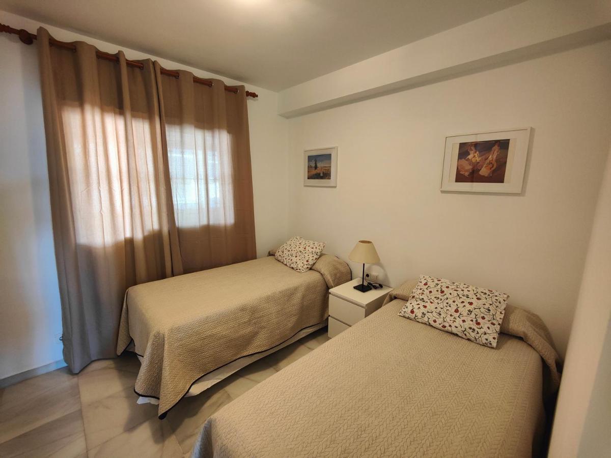 Apartamento Cerca De La Playa Con Piscina Фуенхірола Екстер'єр фото